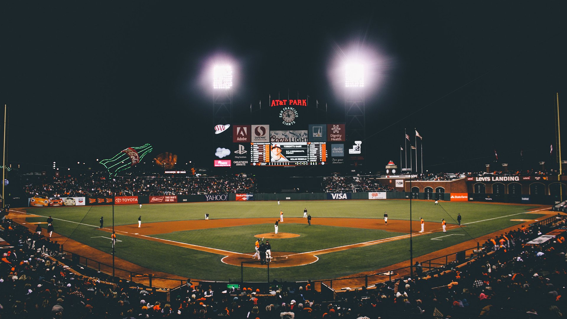 Kaiyun Sports-开云体育-绿军之魂闪耀东京！塔图姆临场战术调整上演绝杀，日本男篮梦碎主场